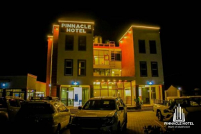 Pinnacle Hotel